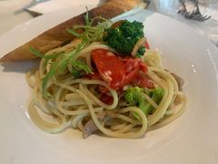 -The open life(万象城店)