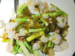 -吴越荣记苏州菜·松鼠桂鱼100%活鱼现做(斜塘老街店)