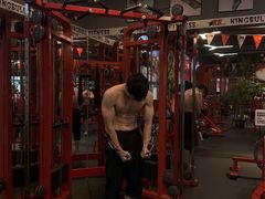 -KingBull私教健身&格斗订制(龙井商业中心店)
