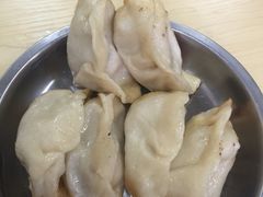 -黄阿姨锅贴大王(万航渡路店)