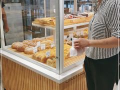 -焙丽拾光(麦凯乐直营店)