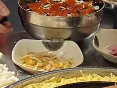 鱼籽酱拌饭-친구亲顾韩国烤肉专门店(蓉花里店)