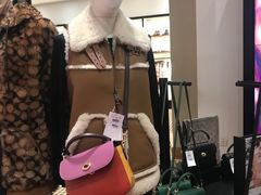 -COACH蔻驰(赛特奥特莱斯店)