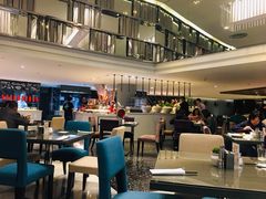 -上海滴水湖皇冠假日酒店