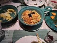 鱼子酱干捞粉丝-蜜桃花开·中西融合菜E&W(南长街店)