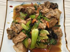 -宾朋海鲜饭庄(兴海路店)