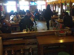 大堂-闯关东东北农家菜(崂山石老人店)