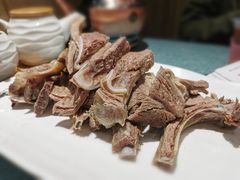手抓羊肉-青海名吃尕张娃非遗烤肉(海湖总店)
