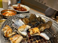 -草家酱蟹炭火烤肉店(珲春南路一店)