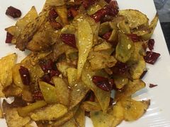 -扒虾小妹儿麻辣海鲜(宏图街店)