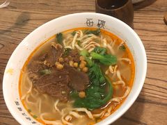 经典牛肉面-每碗面馆(新鸿安大厦店)