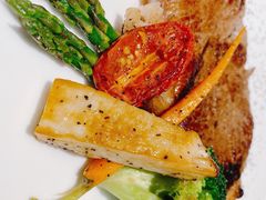 -POKEE VIA&Brunch·维娅(重庆来福士店)