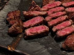 精选澳洲和牛纽约客牛排-老乾杯和牛烧肉(王府中环店)