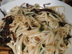 纯手工油鸡枞-龙姐私房菜(和顺古镇店)