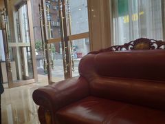 -维也纳酒店(罗湖口岸国贸东门店)