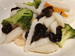 春色满园-大鸭梨烤鸭·北京菜(大兴南小街店)