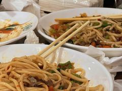 -歹歹的加个面过油肉拌面