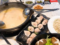 顺德鱼皮饺-顺德公广东猪肚鸡·煲仔饭(白石洲店)