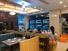 大堂-浔味·山屿湖·正宗淳牌全鱼宴老字号