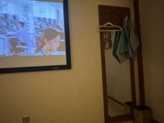 -颐而康·按摩·艾灸·足疗(南岸晶都店)