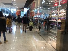 -东荟城名店仓