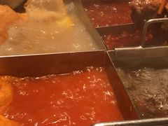 -海底捞火锅鲜切牛肉主题店(长寿路店)