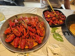 -巴厘龙虾·榜首油焖大虾(音乐学院·沿江酒馆店)