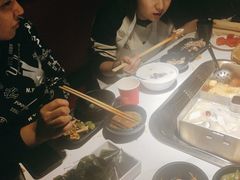 -九鼎轩脆毛肚火锅(南京东路店)
