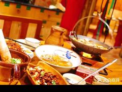 -老滇山寨•云南特色菜•地方菜•民族风情歌舞表演(金碧店)