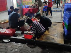 -花苑美食横琴生蚝火锅(拱北粤华路店)