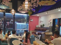 -老街烧烤大排档·地道湖北菜·龙虾馆(汉口火车站店)