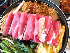 部队锅-MI WU FACTORY米屋美食工厂餐厅(绿地店)