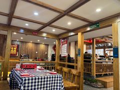 -雪熊哈尔滨烧烤·精酿啤酒·砂锅(中央胜境店)