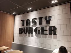 -麦当劳(CP静安店)