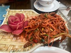 酸萝卜炒牦牛肉-吉祥圣雪藏餐