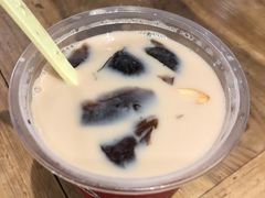 -八婆婆烧仙草(中山路店)