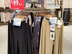 -优衣库(上海正大广场店)