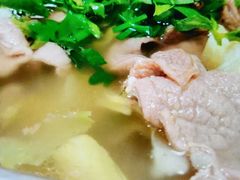 -肖四女乐山跷脚牛肉(世博源店)