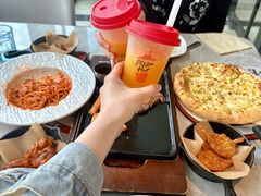 -必胜客(世纪港湾店)