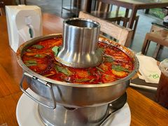 -Chom Cafe and Restaurant