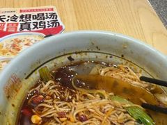 -呼啦面馆·头牌豌杂面(建新东路店)