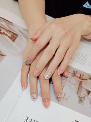 -七彩虹美甲美睫 半永久