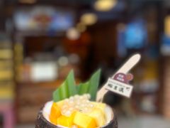 -椰吉满•鲜椰饮品(侨港黑金冠好店)