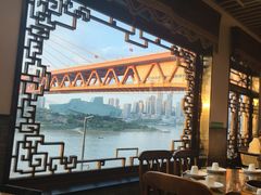 -小天鹅火锅·一线江景洪鼎旗舰店(洪崖洞店)