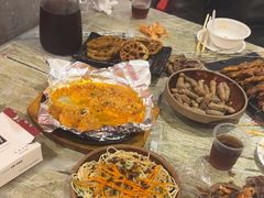 -老街烧烤大排档·地道湖北菜·龙虾馆(汉口火车站店)