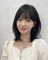 -十六番发型师事务所