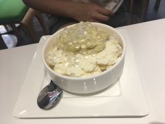 榴槤水晶珠-聪嫂私房甜品(旺角二店)