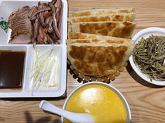 -李连贵熏肉大饼(金隅嘉品Mall店)