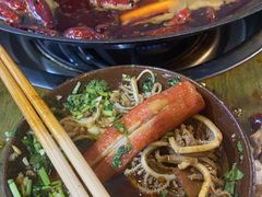 -黄潇洒老火锅(九眼桥宏济巷店)