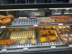 -好利来(上海虹桥新天地Lab主题店)